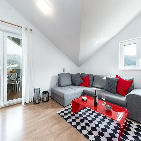 Meri & Karla Apartamento *